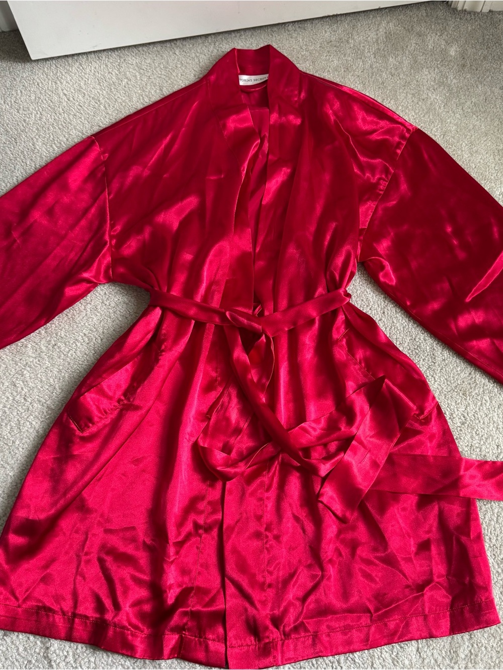 Victoria’s Secret Satin Robe Red Silky Kimono Style Belt Pockets